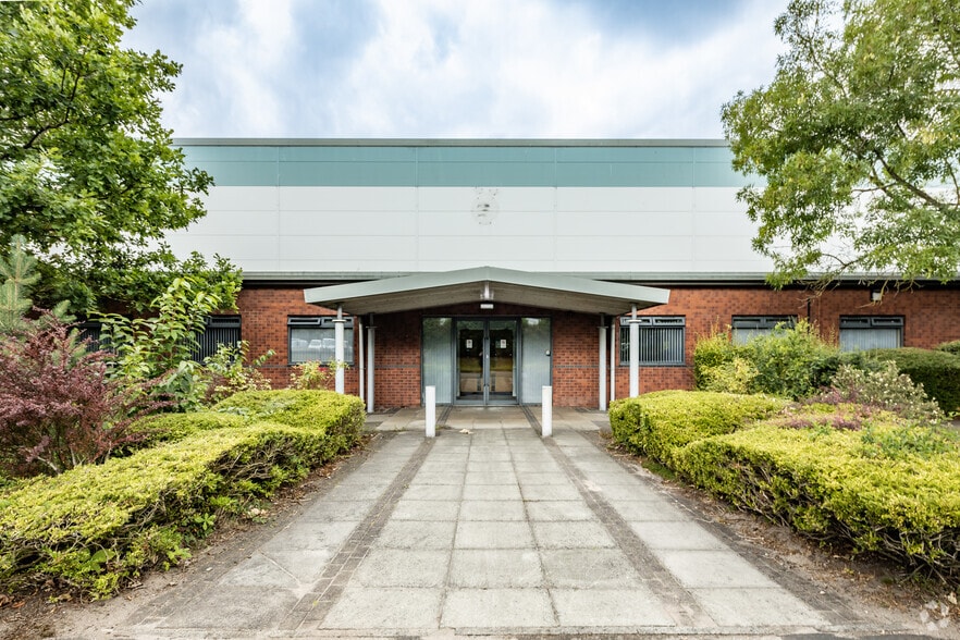 Penrhyn Rd, Prescot à louer - Photo de l’immeuble – Image 3 sur 22
