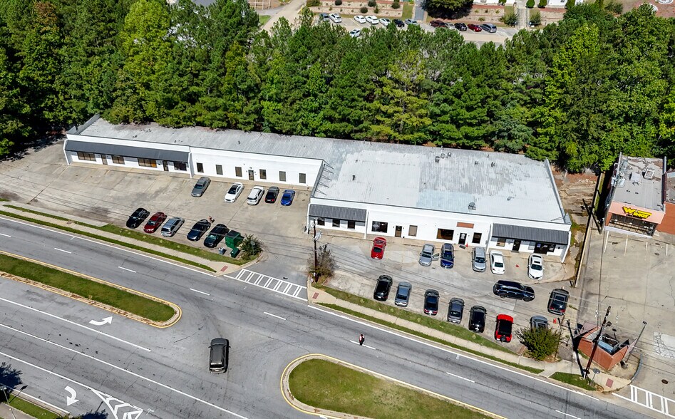 565-595 Garden Walk Blvd, Atlanta, GA à louer - Photo principale – Image 2 sur 3