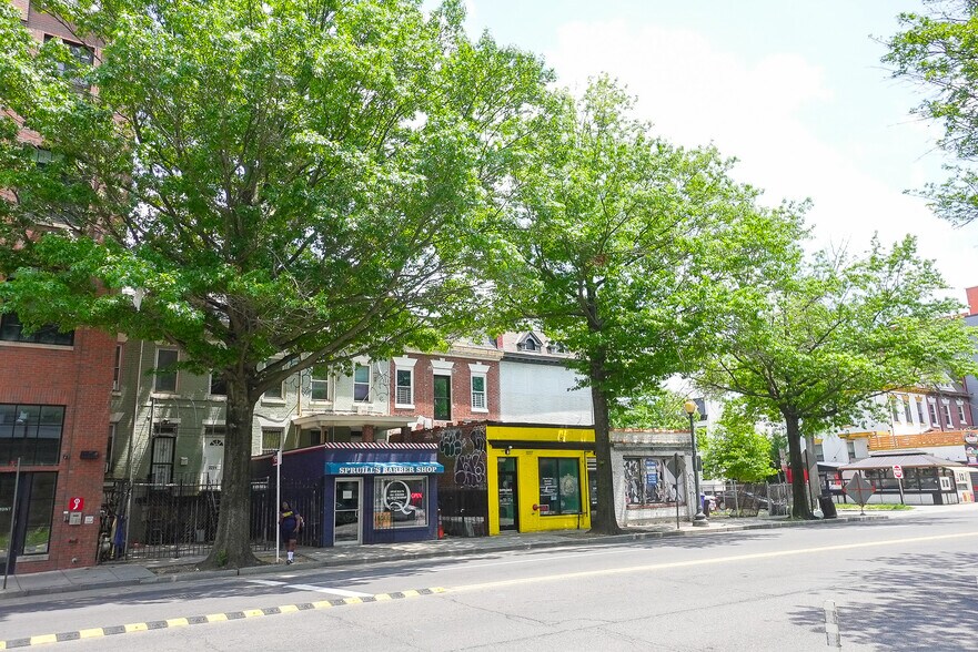 3217 Georgia Ave NW, Washington, DC à vendre - Photo de l’immeuble – Image 2 sur 14