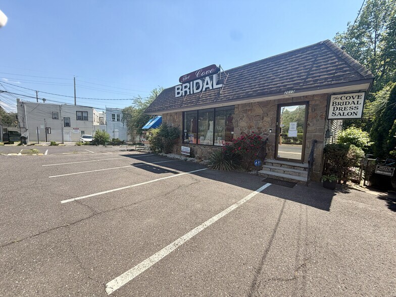 2015 Cove Rd, Pennsauken, NJ à louer - Photo de l’immeuble – Image 2 sur 3