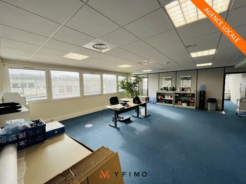 Bureau dans BIÈVRES à louer - Photo de l’immeuble – Image 1 sur 4
