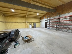 150 Russell Ln, Dripping Springs, TX à louer Photo intérieure– Image 2 sur 8