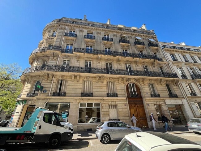Plus de détails pour 37 Rue Galilée, Paris - Bureau à louer