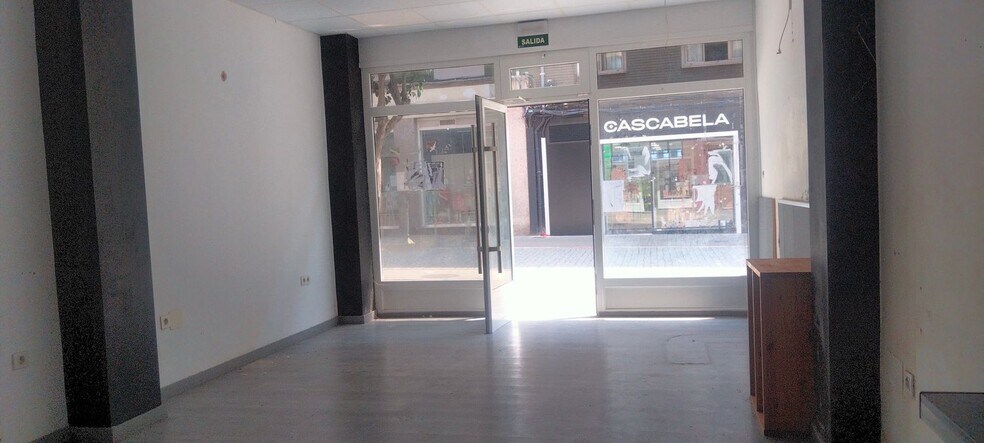 Calle Manuel Gutiérrez, 6, Mieres, Asturias à vendre - Photo de l’immeuble – Image 3 sur 23