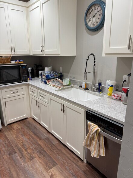 3934 NW 36th St, Oklahoma City, OK à louer - Photo de l’immeuble – Image 3 sur 6