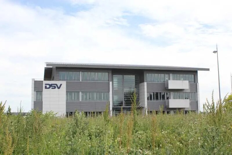 Bureau dans Roissy-en-France à louer - Photo de l’immeuble – Image 3 sur 11