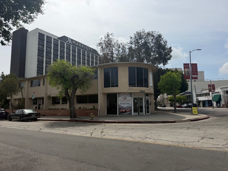 1100 S Beverly Dr, Los Angeles, CA à vendre - Photo de l’immeuble – Image 2 sur 9