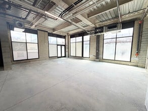 3605 N Ravenswood Ave, Chicago, IL à louer Photo intérieure– Image 1 sur 7