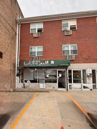 Plus de détails pour 4564 Bell Blvd, Bayside, NY - Local commercial à louer