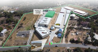 Plus de détails pour 10509 Circle Dr, Austin, TX - Local d'activités à louer