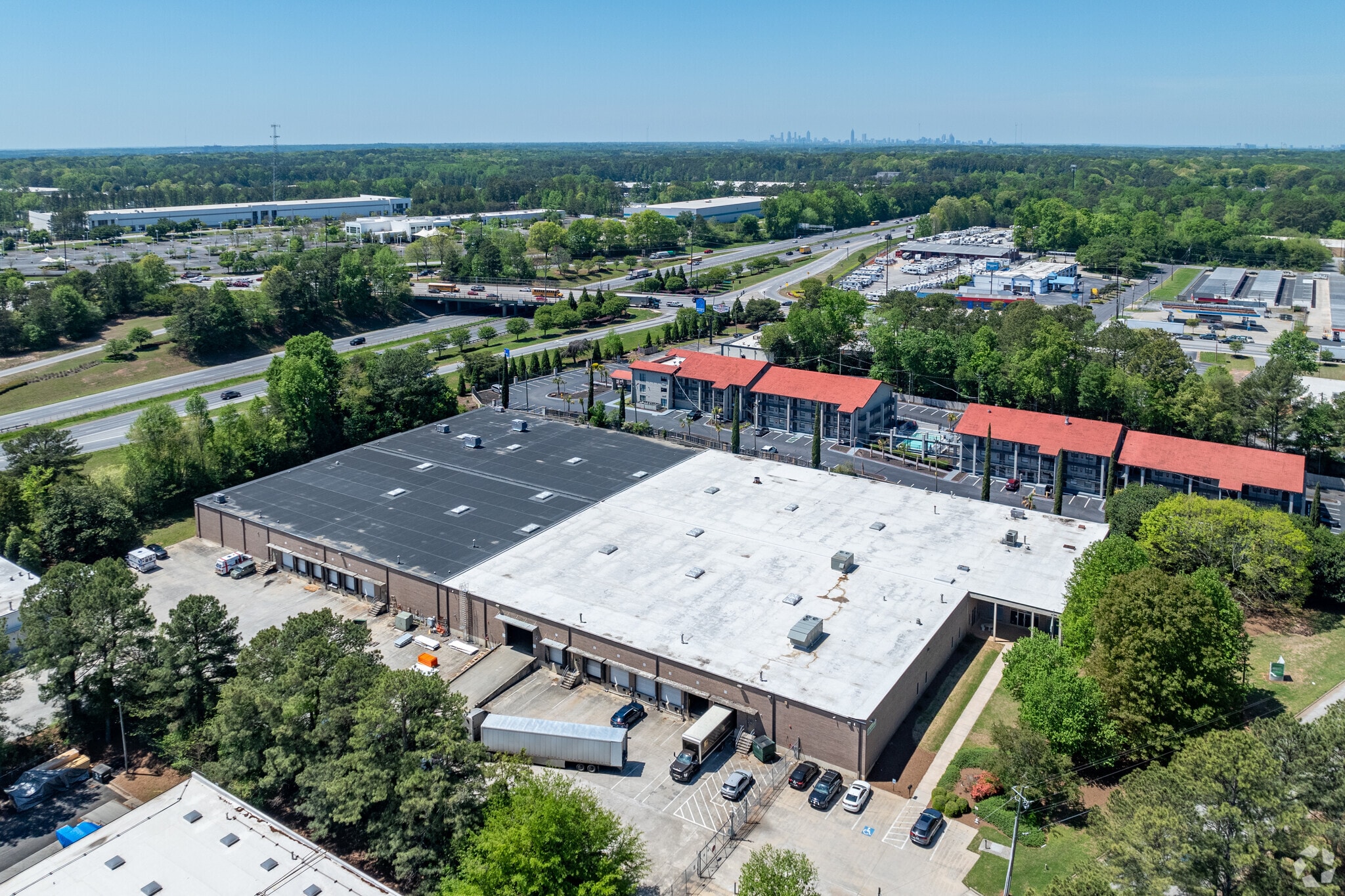 4660 Hammermill Rd, Tucker, GA à louer Aérien– Image 1 sur 15