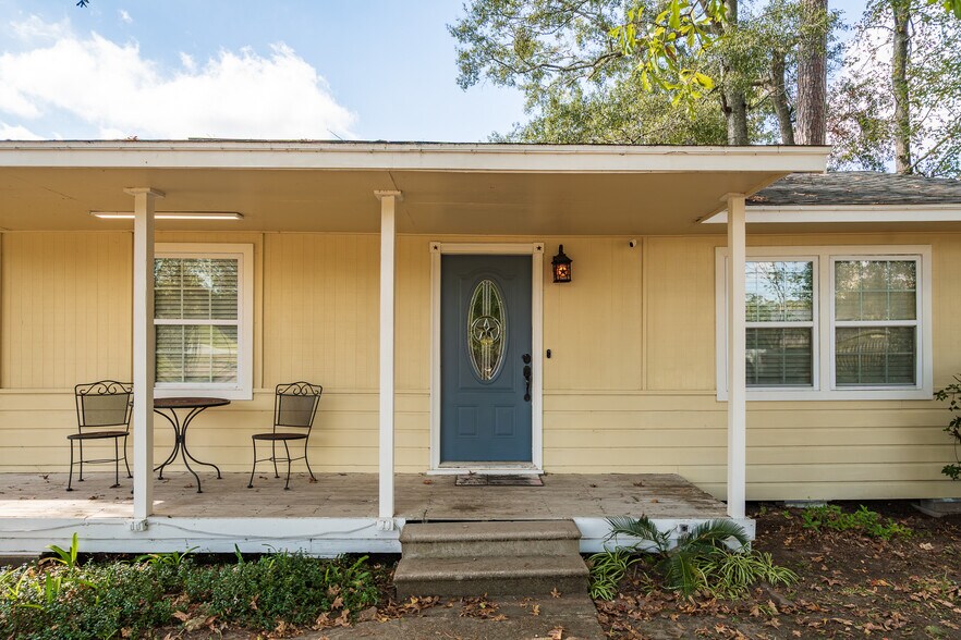 11620 Fostoria Rd, Cleveland, TX à vendre - Photo de l’immeuble – Image 3 sur 29