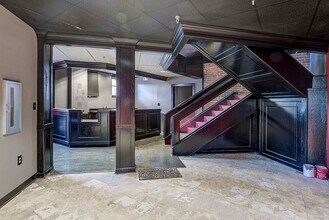 151 E Main St, Kingsport, TN à louer Photo intérieure– Image 2 sur 6