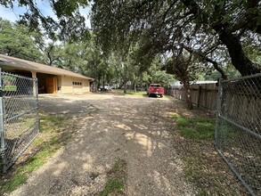 9020 Anderson Mill Rd, Austin, TX à louer Photo de l’immeuble– Image 1 sur 28