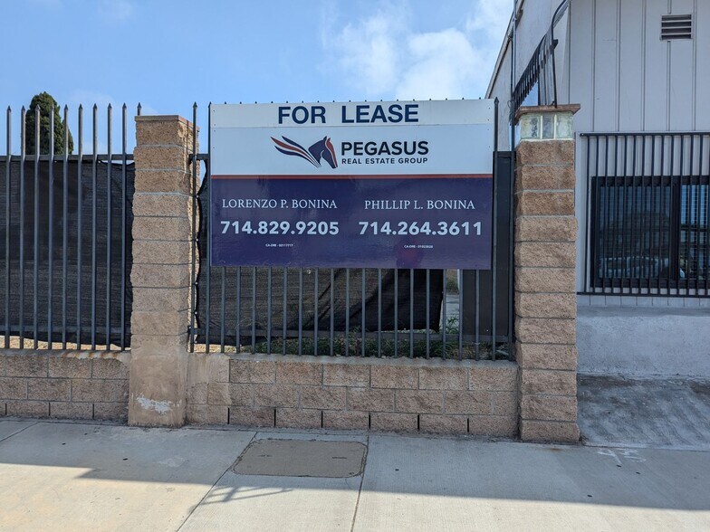 16804 S Figueroa St, Gardena, CA à louer - Photo de l’immeuble – Image 3 sur 11