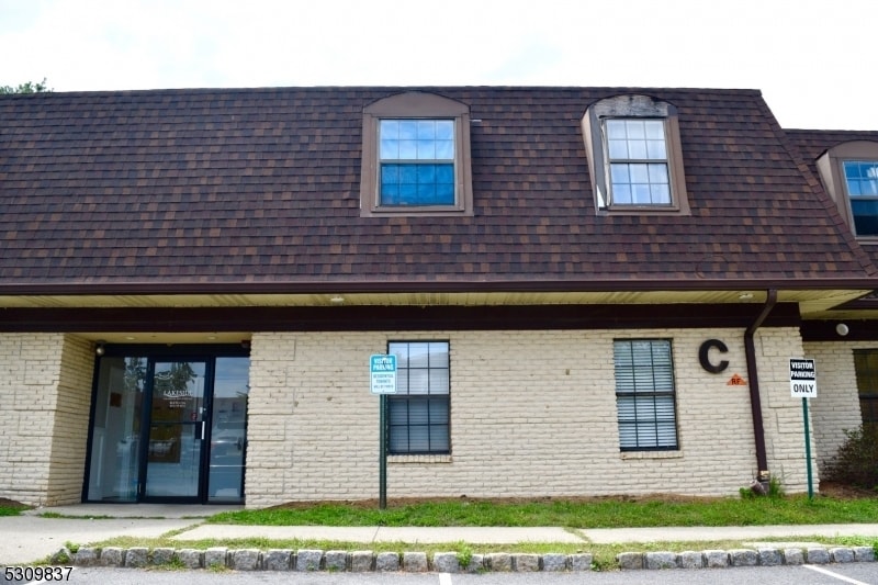 350 Sparta Ave, Sparta, NJ à louer Photo de l’immeuble– Image 1 sur 8