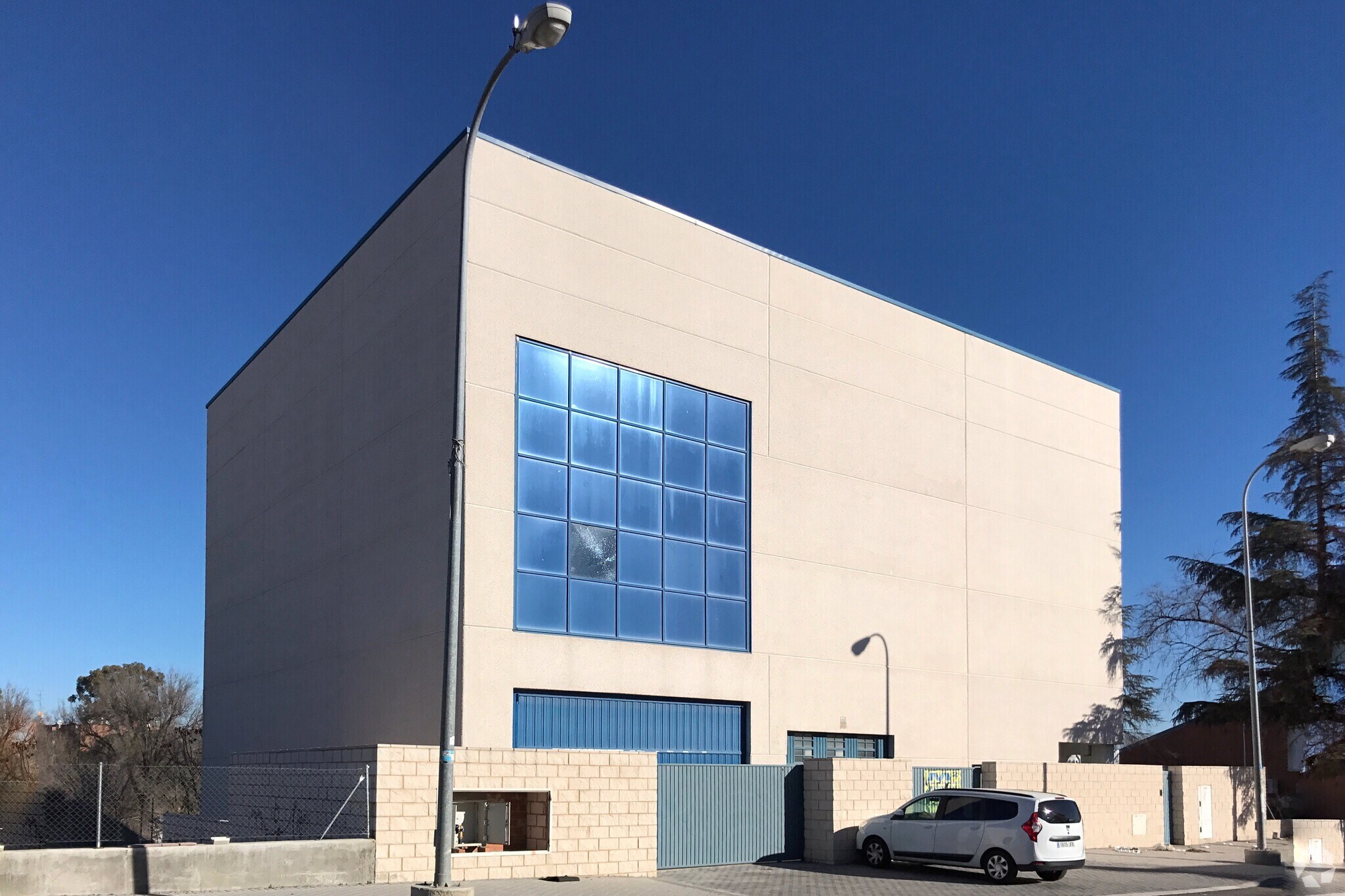 Industriel/Logistique dans Coslada, Madrid à louer Photo principale– Image 1 sur 9