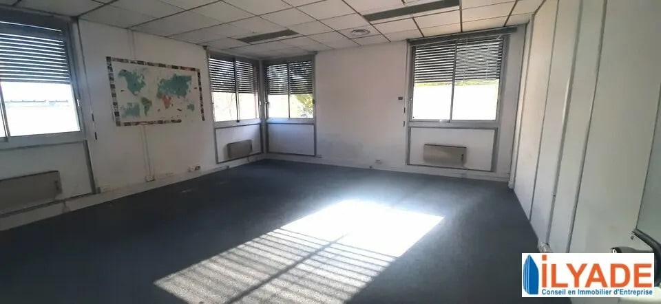 5 Rue Charles Duchesne, Aix-en-Provence à louer - Photo de l’immeuble – Image 2 sur 21