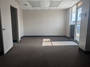 605 S Sherman St, Richardson, TX à louer Photo intérieure– Image 2 sur 5