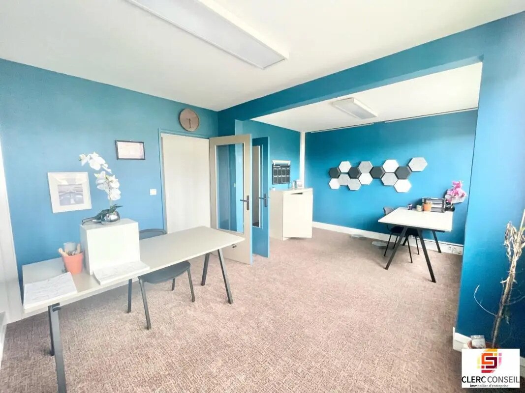Bureau dans Bois-Guillaume à louer Photo intérieure– Image 1 sur 14