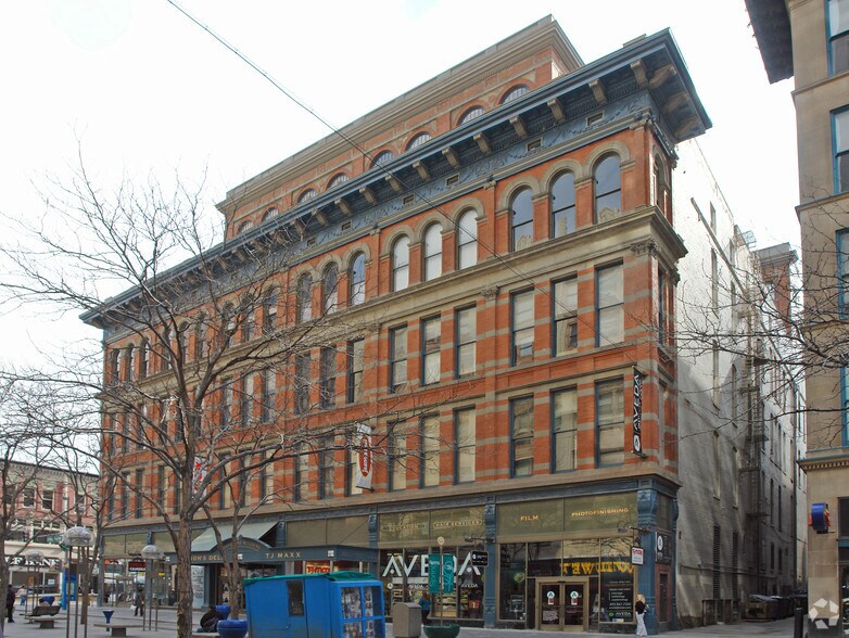 1555 California St, Denver, CO à louer - Photo de l’immeuble – Image 3 sur 4