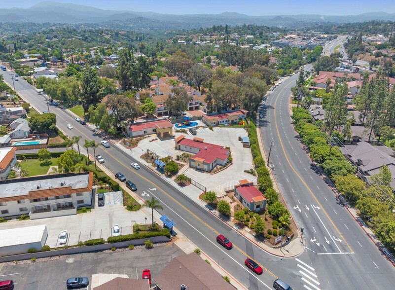 1911 Sunset Dr -, Escondido, CA à louer - Aérien – Image 3 sur 6