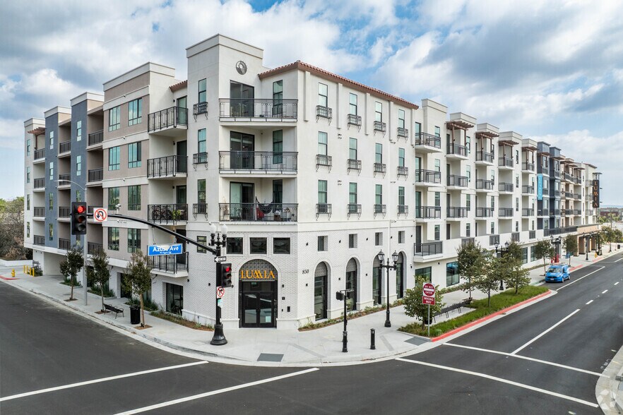 850 N Azusa Ave, Azusa, CA à louer - Photo de l’immeuble – Image 1 sur 75