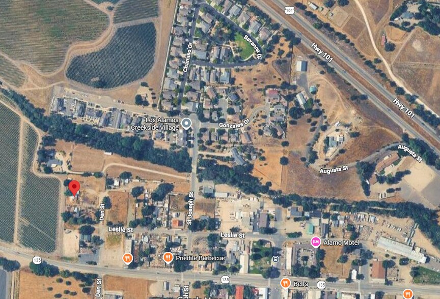 165 Leslie St, Los Alamos, CA à louer - Photo de l’immeuble – Image 2 sur 8