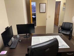 7777 Alvarado Rd, La Mesa, CA à louer Photo intérieure– Image 2 sur 10