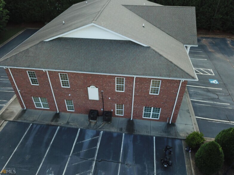 139 W Ellis Rd, Griffin, GA à louer - Photo de l’immeuble – Image 3 sur 20