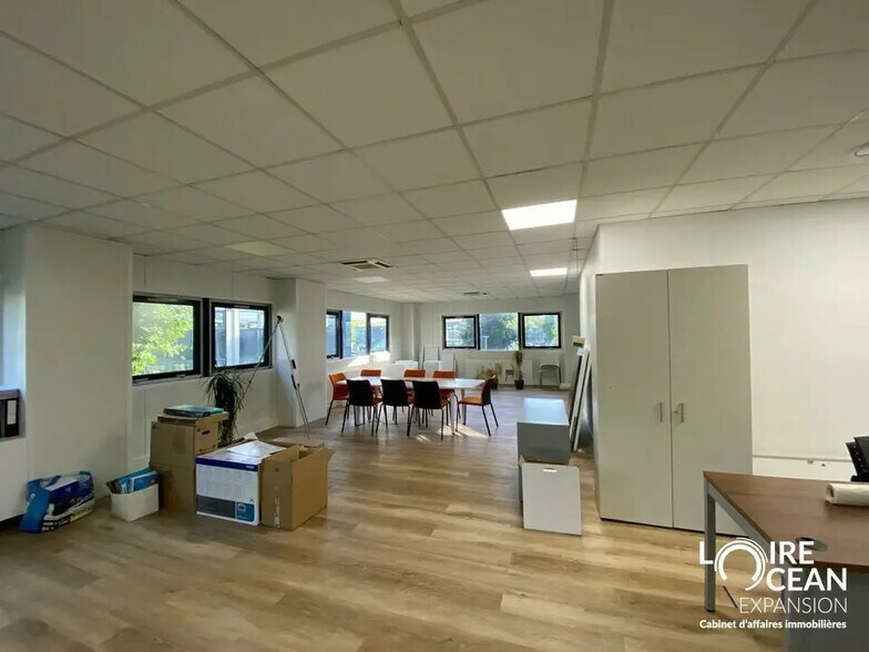 Bureau dans Nantes à louer - Photo de l’immeuble – Image 2 sur 3