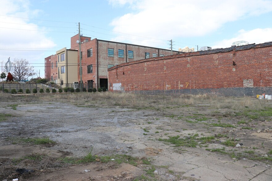 1530 2nd Ave N, Birmingham, AL à vendre - Photo de l’immeuble – Image 3 sur 8