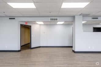 25 E Salem St, Hackensack, NJ à vendre Photo intérieure– Image 1 sur 6