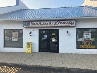 Plus de détails pour 962 Maple Rd, Buffalo, NY - Local commercial à louer
