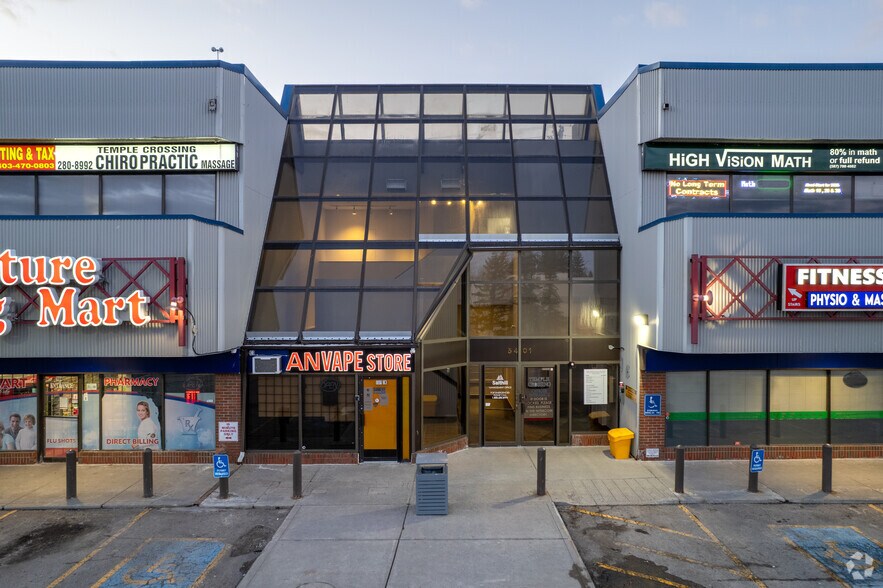 5401 Temple Dr NE, Calgary, AB à louer - Photo de l’immeuble – Image 2 sur 4
