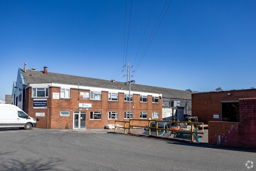 Old Whieldon Rd, Stoke On Trent à louer - Photo de l’immeuble – Image 3 sur 9