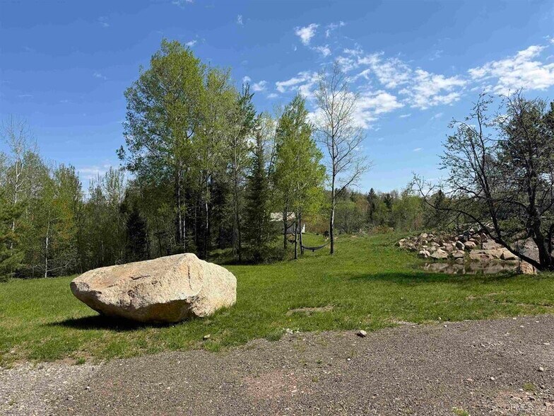 884 County Road Fab, Champion, MI à vendre - Photo de l’immeuble – Image 3 sur 32