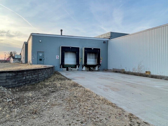 325 Division St, Redgranite, WI à vendre - Photo de l’immeuble – Image 3 sur 3