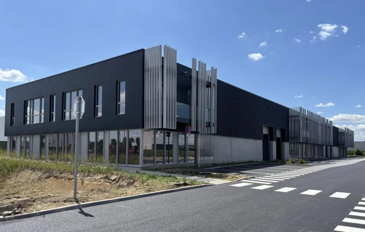 Local d'activités dans Avelin à vendre Photo de l’immeuble– Image 1 sur 18