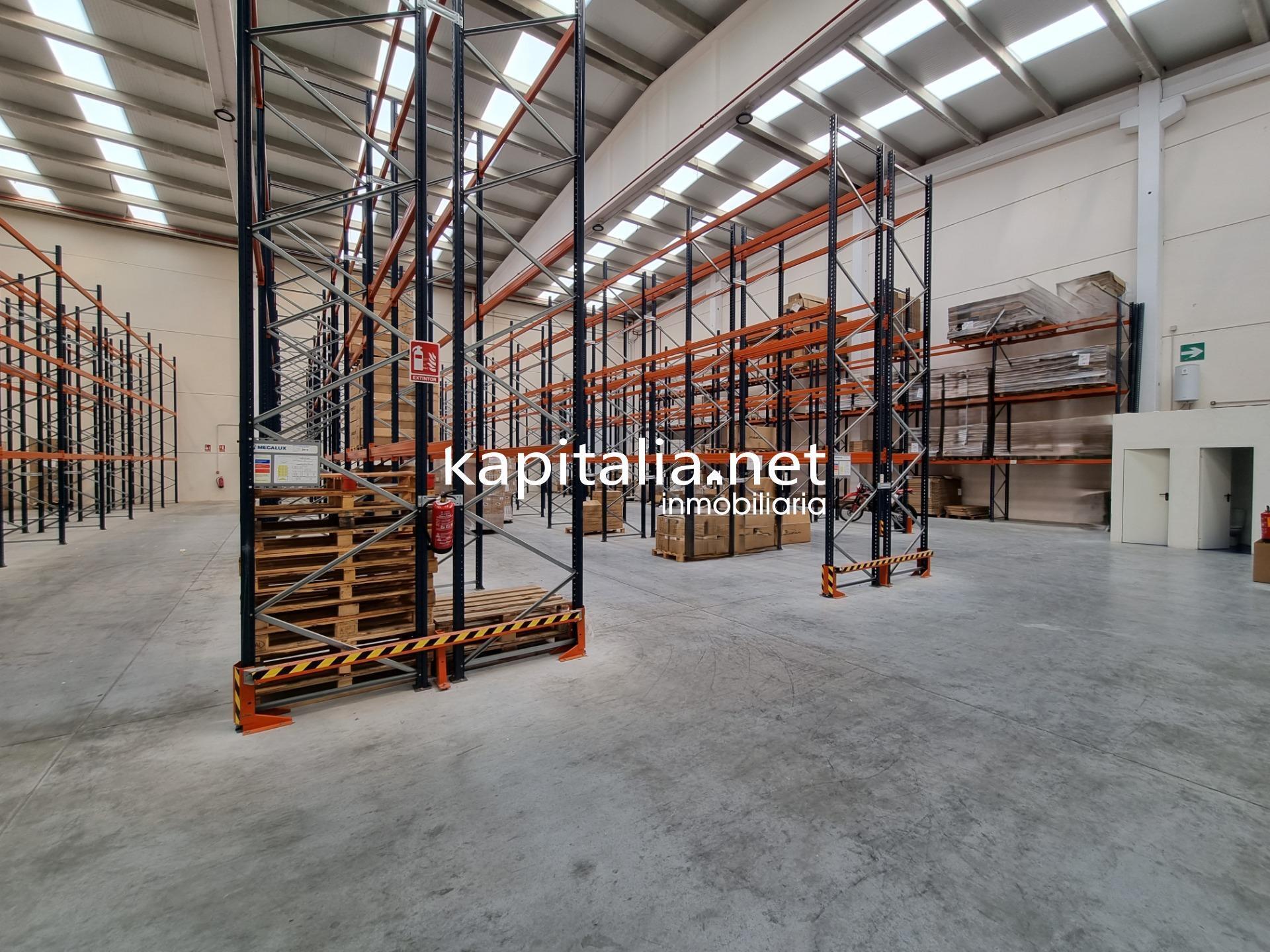 Industriel/Logistique dans Ontinyent, Valencia à louer Photo intérieure– Image 1 sur 5