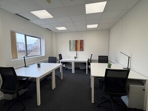 180-186 Kings Cross Rd, Londres à louer Photo intérieure– Image 2 sur 2