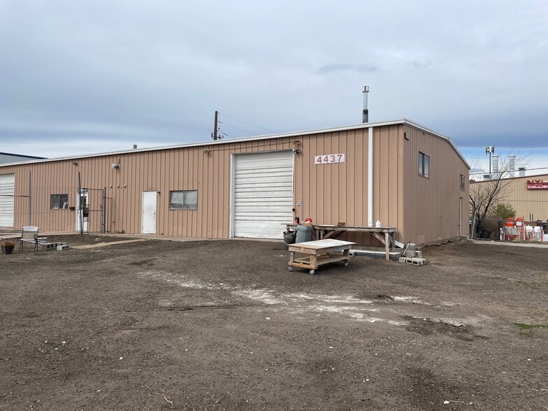 4437-4439 S Santa Fe Dr, Englewood, CO à louer - Photo de l’immeuble – Image 1 sur 1