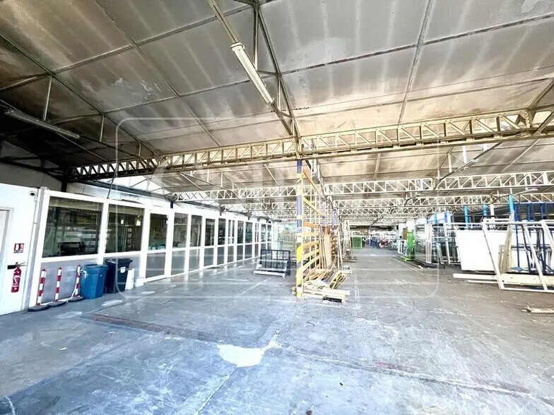 Local d’activités dans Marseille à louer - Photo intérieure – Image 2 sur 6