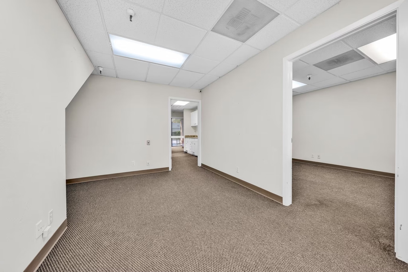 1941-1973 O'Toole Way, San Jose, CA 95131 - Lot 1973 - - Photo intérieure - Image 1 of 18