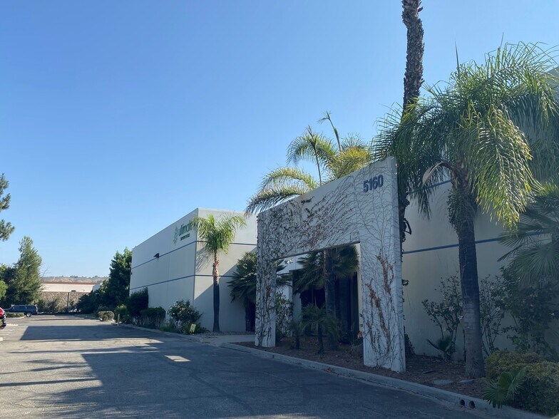 5160 Gabbert Rd, Moorpark, CA à louer - Photo de l’immeuble – Image 2 sur 21