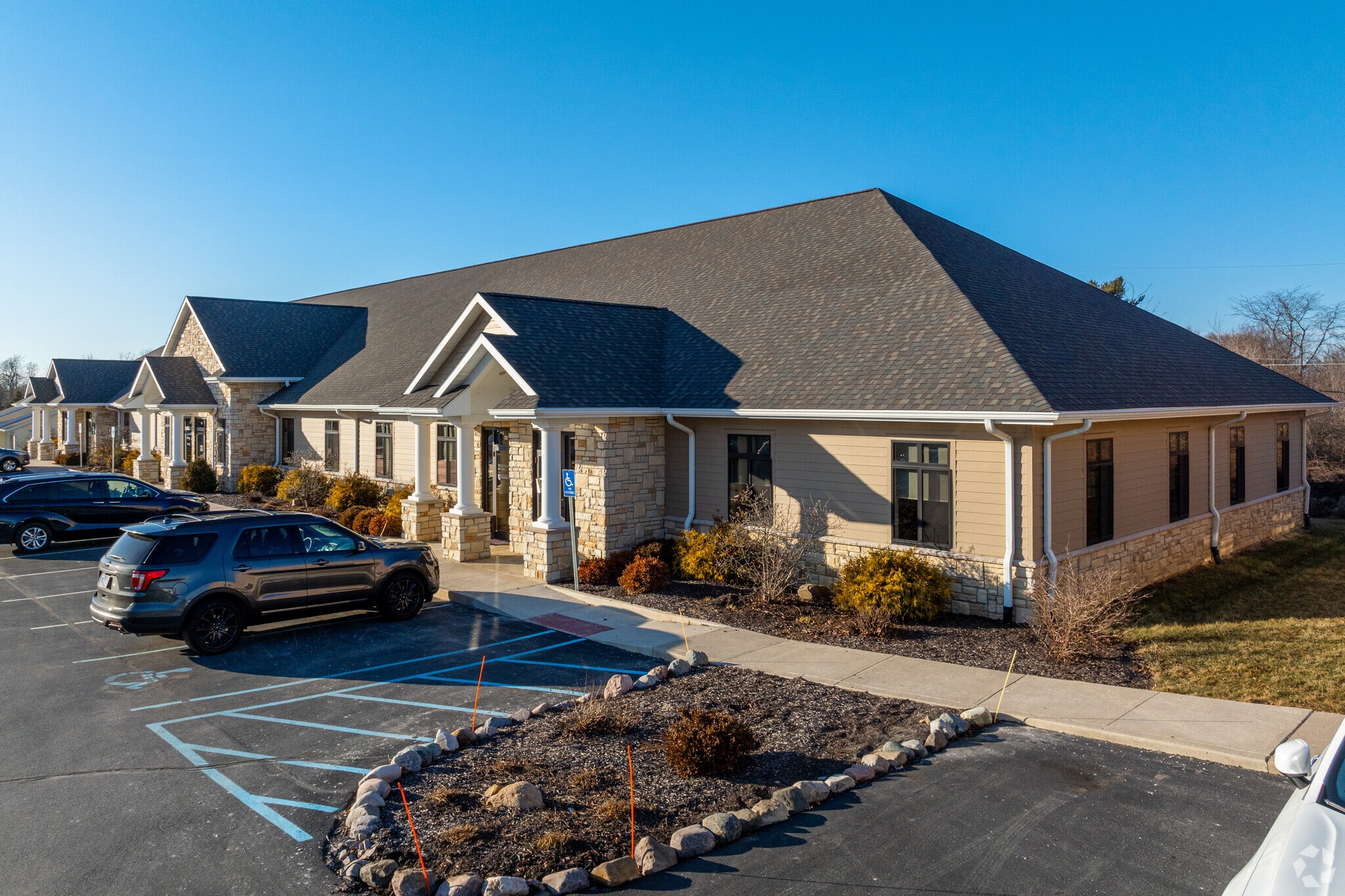 406-416 S Scott Rd, Fort Wayne, IN à vendre Photo principale– Image 1 sur 15