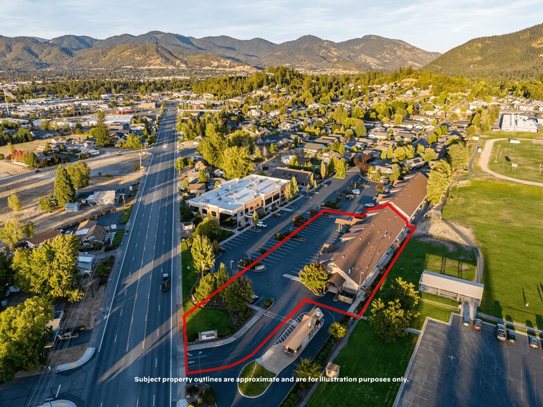 1879 Williams Hwy, Grants Pass, OR à vendre - Photo de l’immeuble – Image 3 sur 68