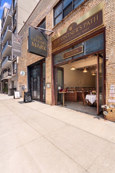 211 N 11th St, Brooklyn, NY à louer - Photo de l’immeuble – Image 2 sur 9