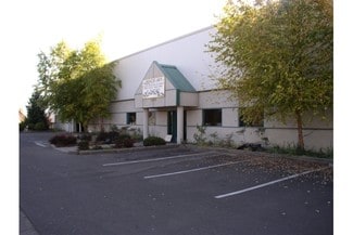 Plus de détails pour Crater Lake Hwy Portfolio Sale – à vendre
