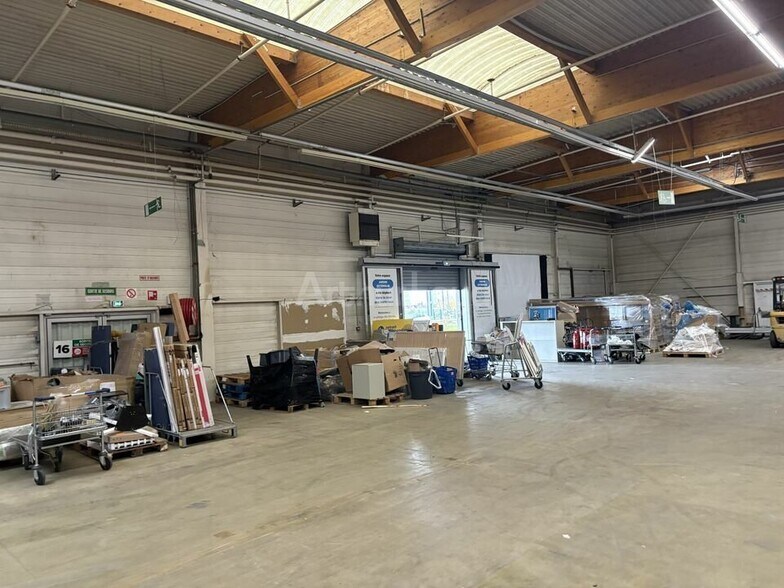 Local commercial dans Mundolsheim à louer - Photo intérieure – Image 3 sur 9